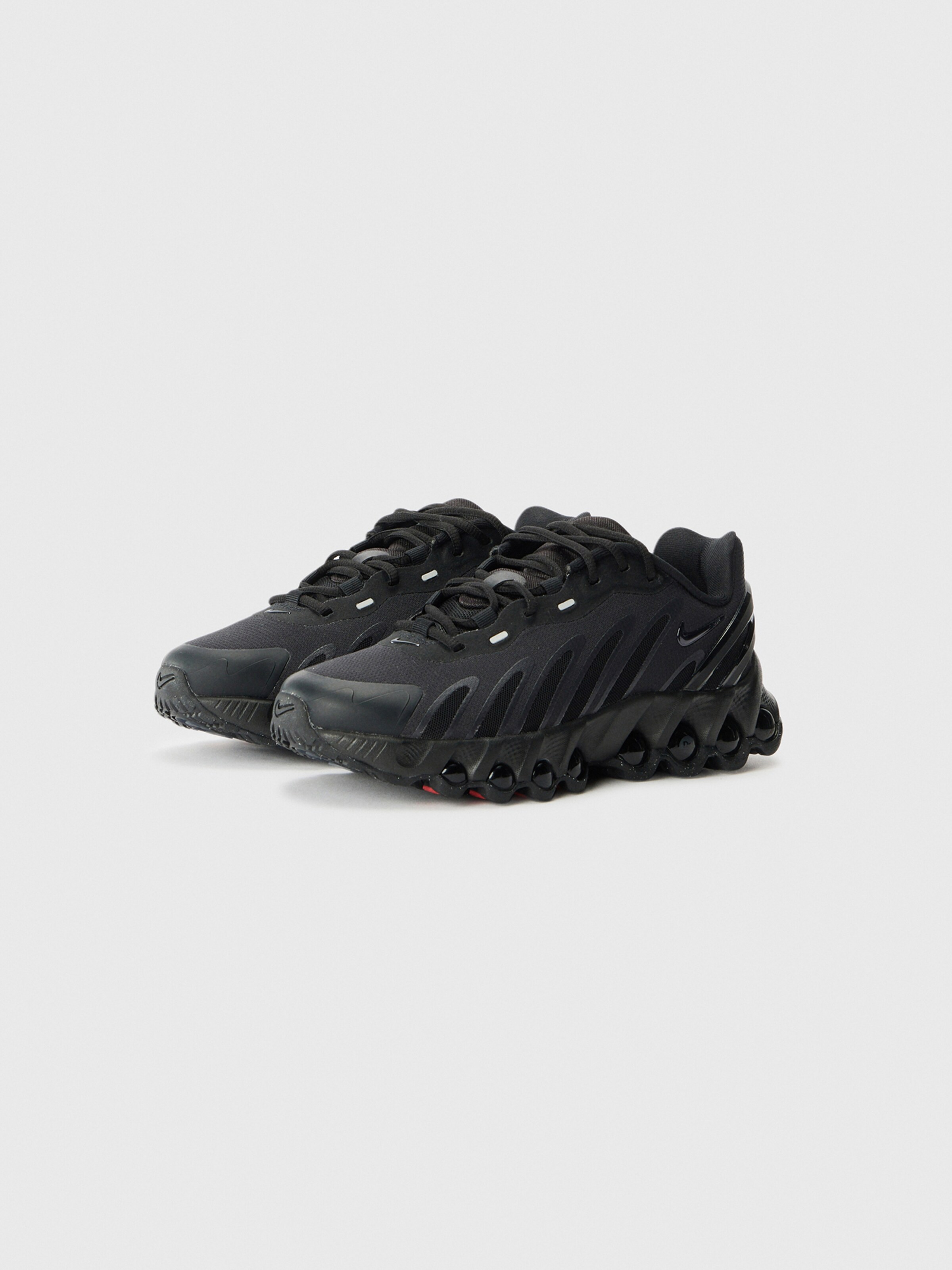 Nike Sportswear Кроссовки 'Air Max Dn8' в черном цвете — фото 2