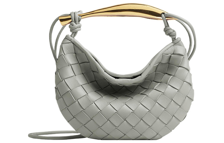 

Bottega Veneta Сумка кроссбоди из овчины миниатюрная женская агатово-серая