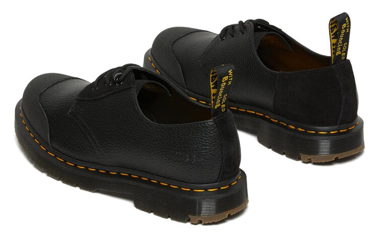 Полуботинки Dr.Martens Bodega X 1461 'Black' Women's — фото 4