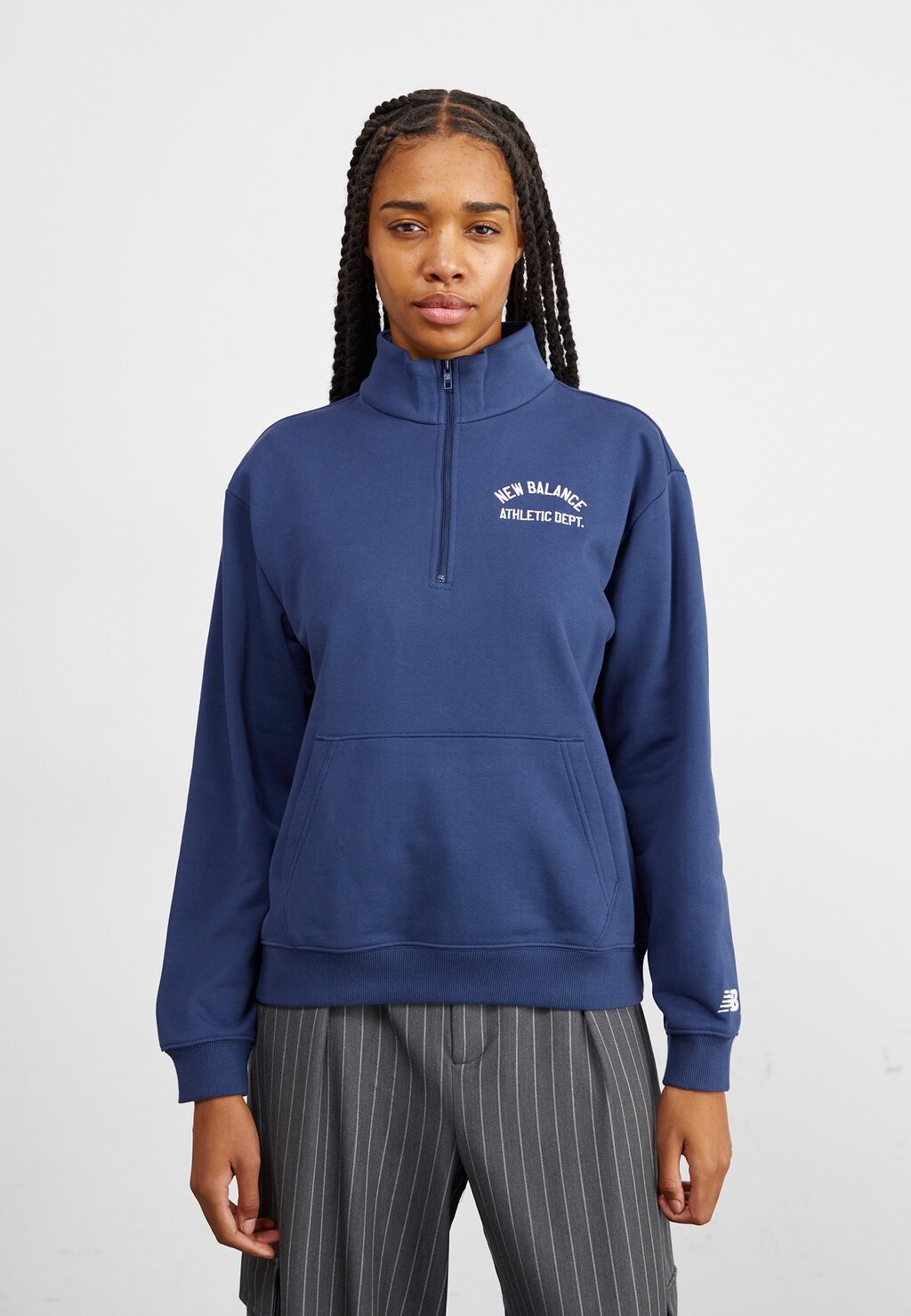 

Толстовка SPORTSWEARS GREATEST HIT QUARTER ZIP New Balance, цвет navy