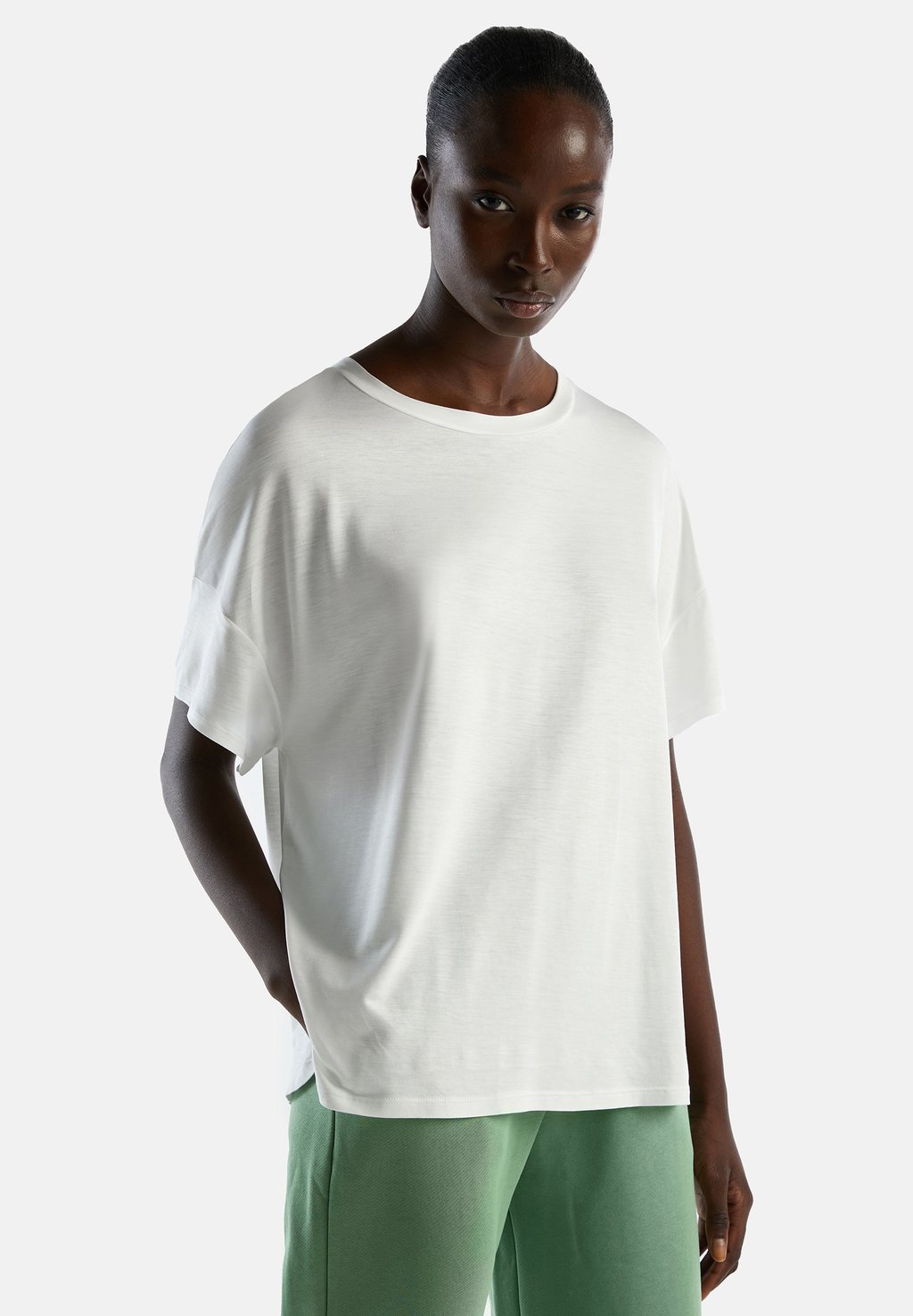 

Базовая футболка STRETCH United Colors of Benetton, белый