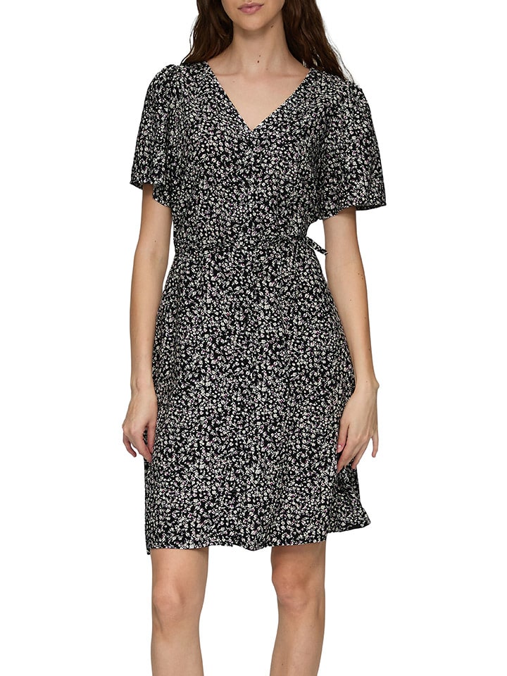 

Короткое платье QS by s.Oliver, черный