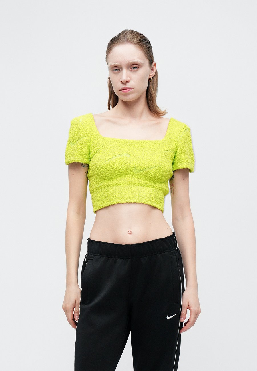 Футболка Nike Sportswear CROP, Cyber/Neon Yellow — фото 4