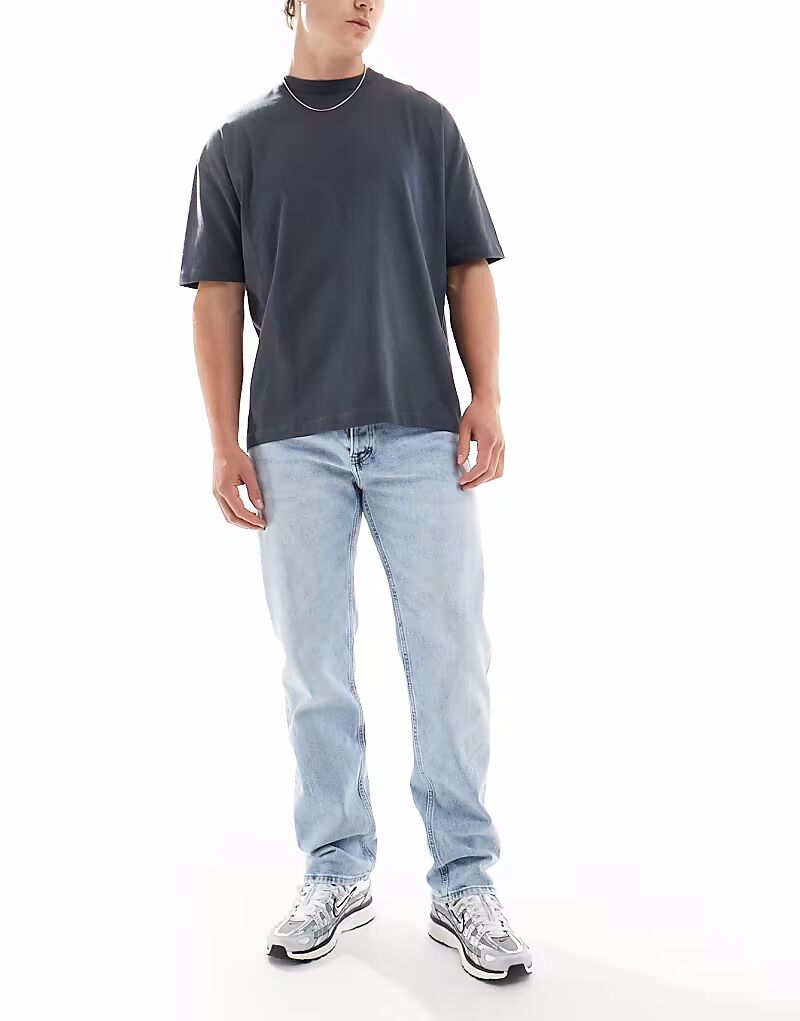 

Стандартные прямые джинсы Calvin Klein Jeans светлого оттенка