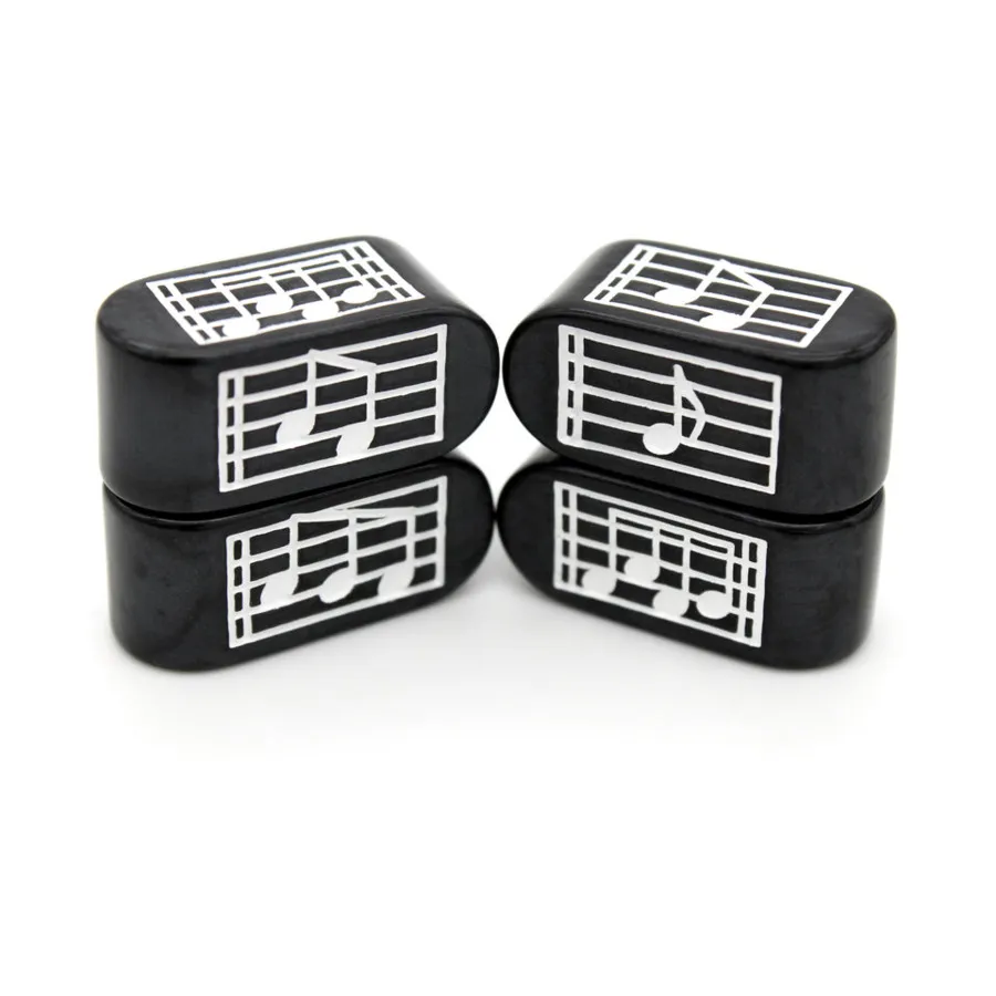 

Музыкальные ноты Infinity d4 — Ноктюрн с белым (4), Infinity d4 Dice (Dice Envy)