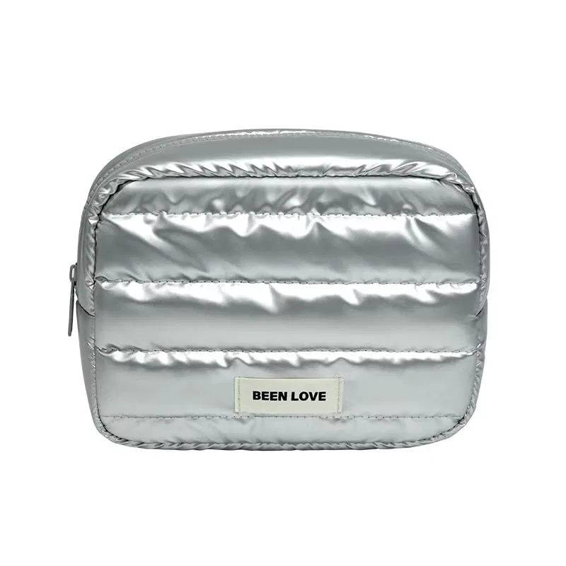 Женская косметичка Kivea Metallic водонепроницаемая, серебристая Kivea, Silver