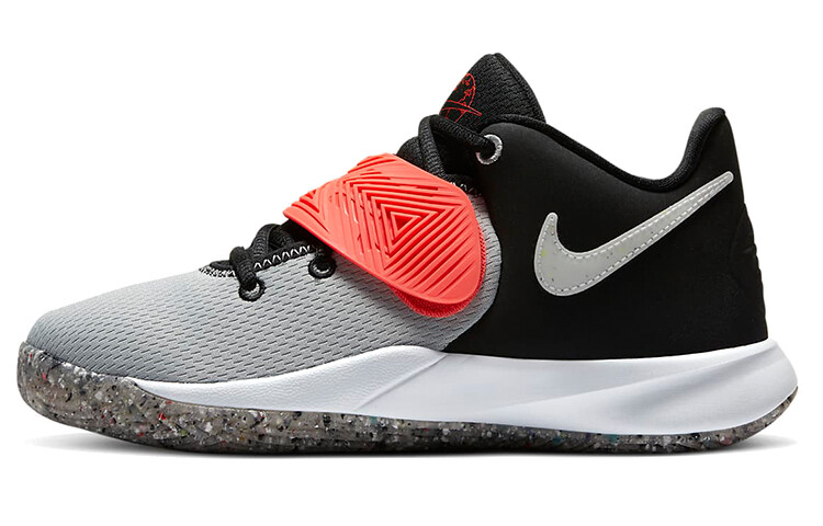 

Детские баскетбольные кроссовки Nike Flytrap 3 детские