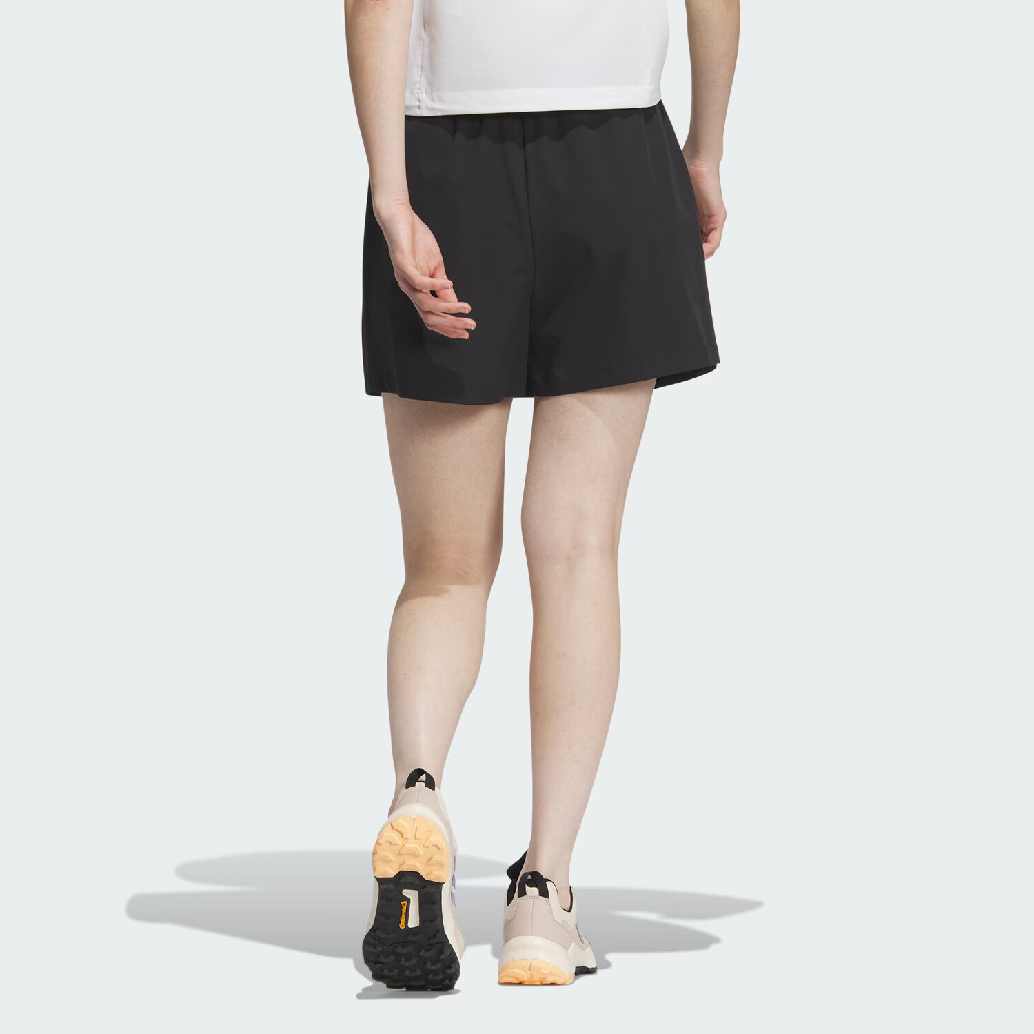 AEROREADY Повседневные шорты женские черные Adidas — фото 3