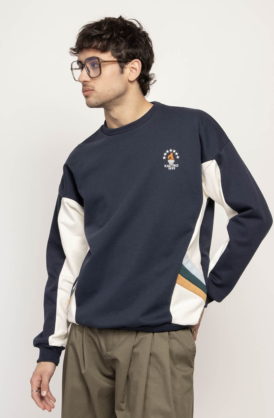

Толстовка CREW MUNICH TORCH UNISEX Kaotiko, темно-синий