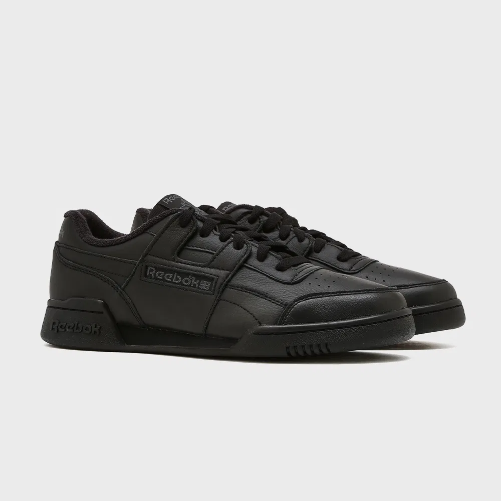 Мужские чёрные кроссовки Workout Plus Triple Black от Reebok — фото 2