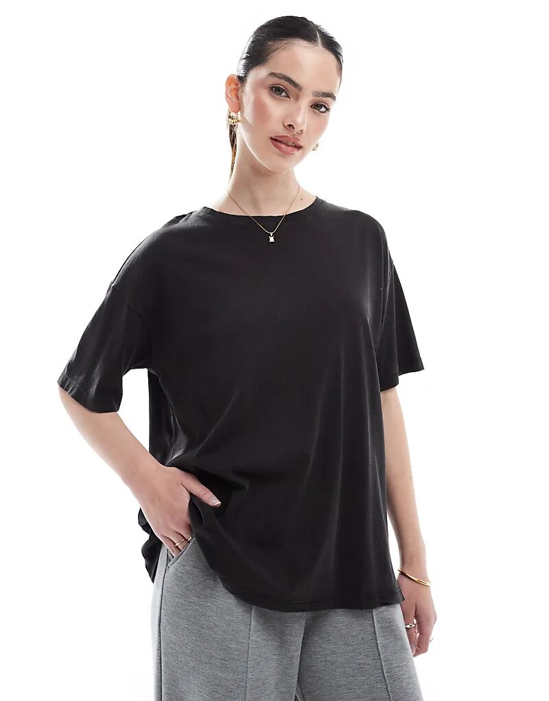 

Футболка Pieces oversize черного цвета