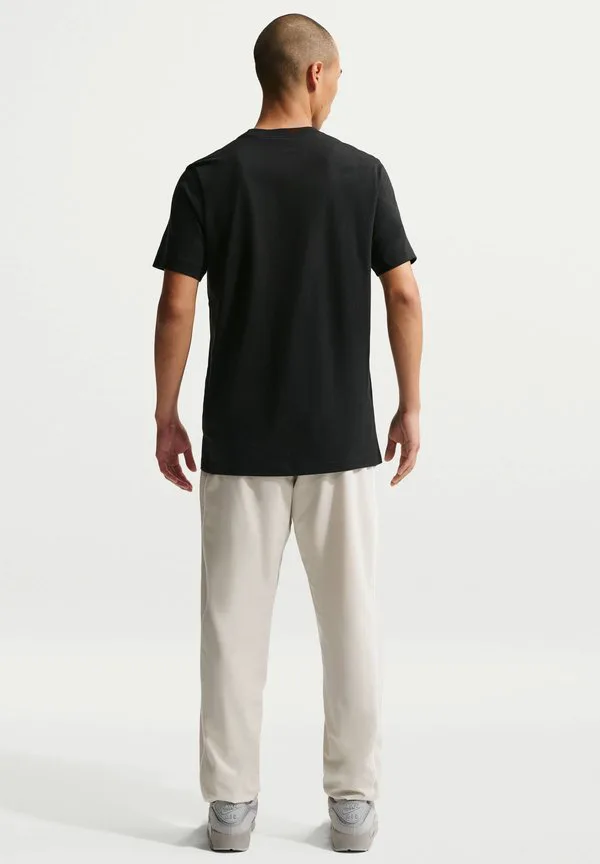 Гибридные утилитарные брюки с воздушным охлаждением Nike Sportswear, Light Bone Black White — фото 3