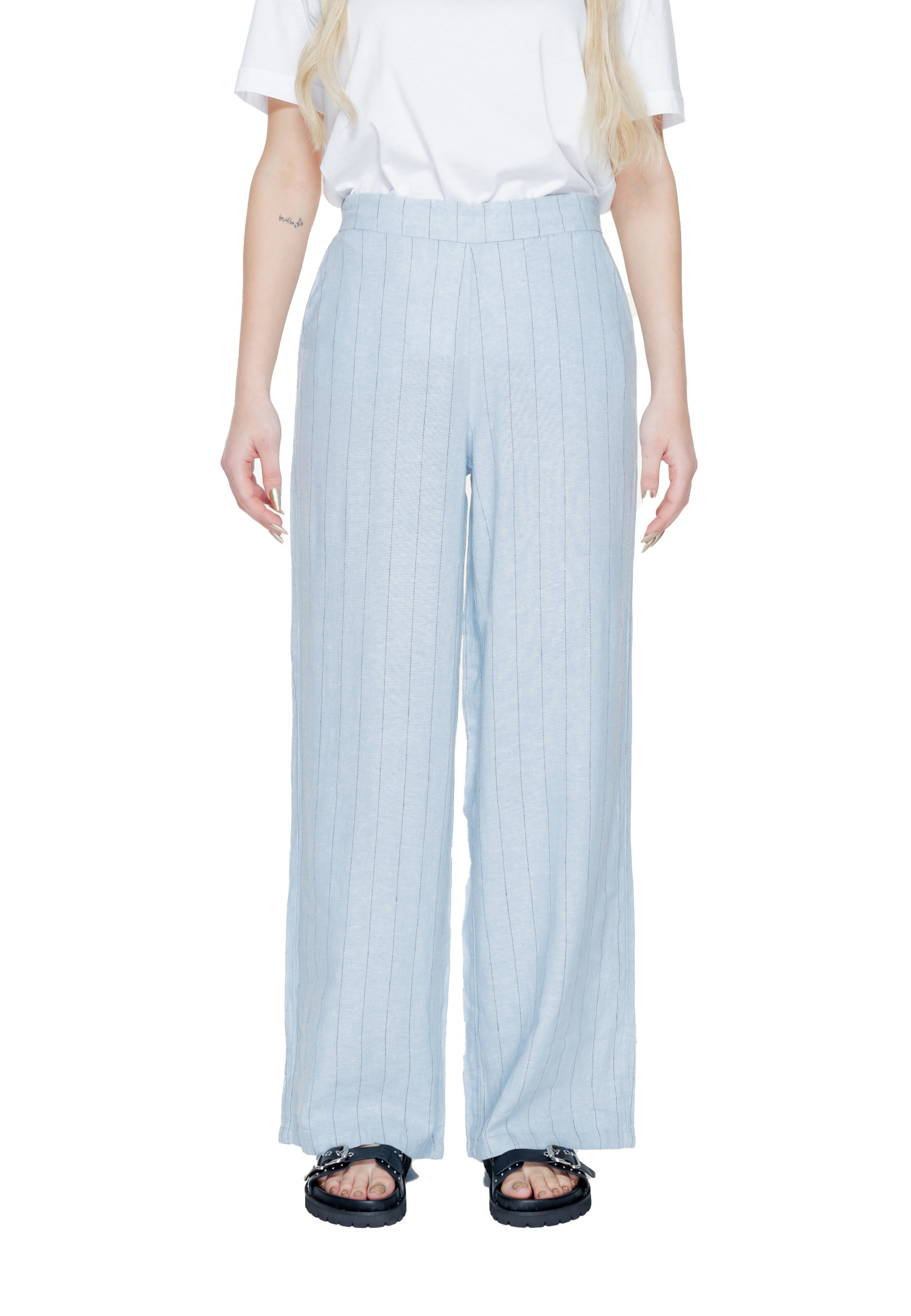 

Брюки Vero Moda, светло-голубой