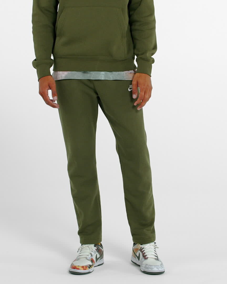 Брюки Nike Sportswear Club Fleece, цвет Dark Grey Heather/Matte Silver/White — фото 2