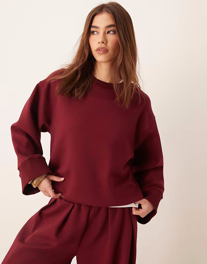 

Топ свободного кроя ASOS DESIGN с круглым вырезом в бордовом цвете