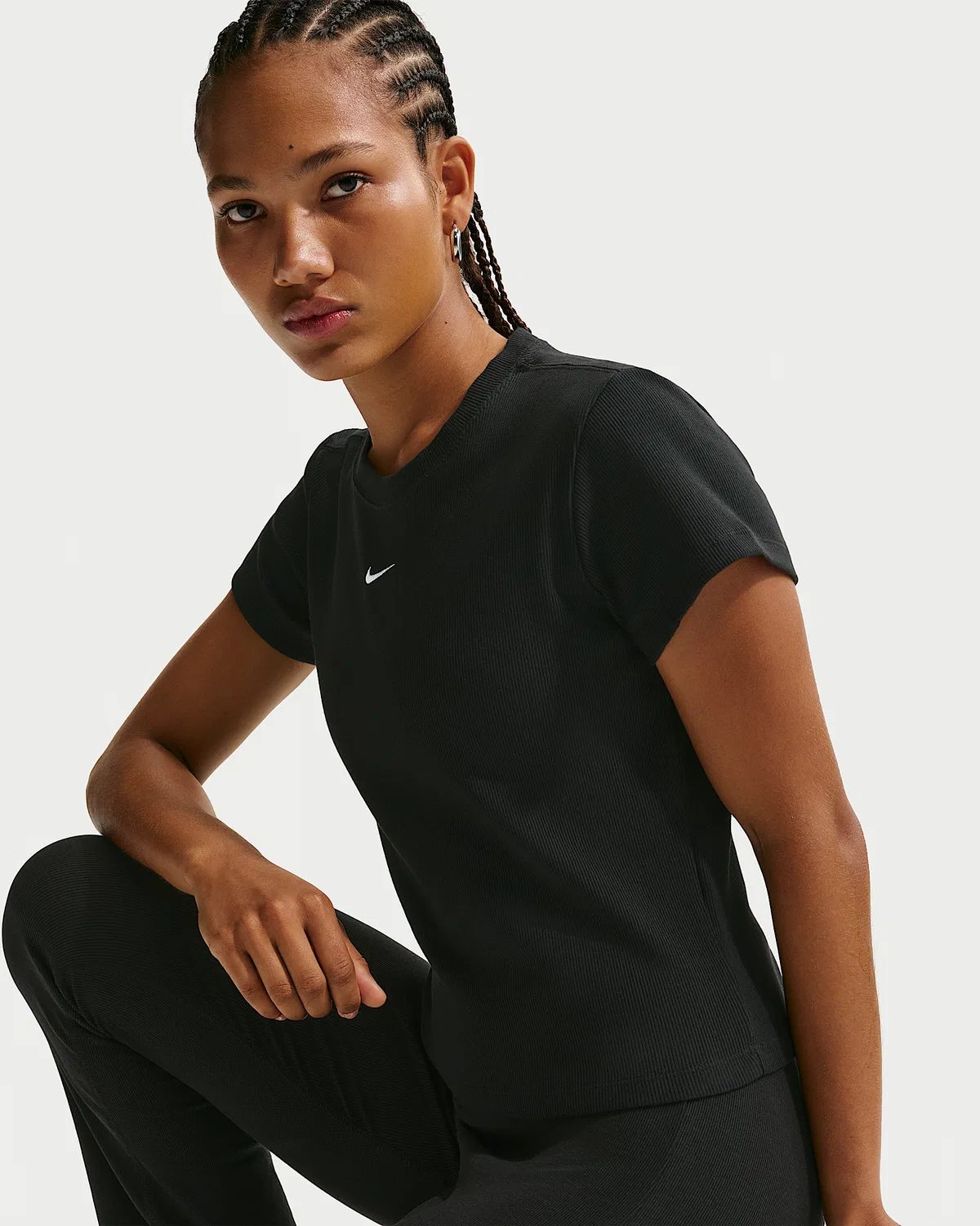 Женская облегающая футболка с коротким рукавом Nike Sportswear, Black — фото 3