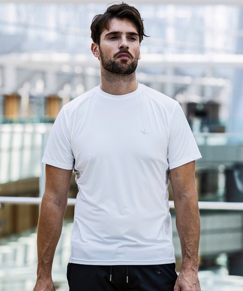 

1PIU1UGUALE3 RELAX Футболка с коротким рукавом влагоотводящая быстросохнущая дышащая Relax, белый