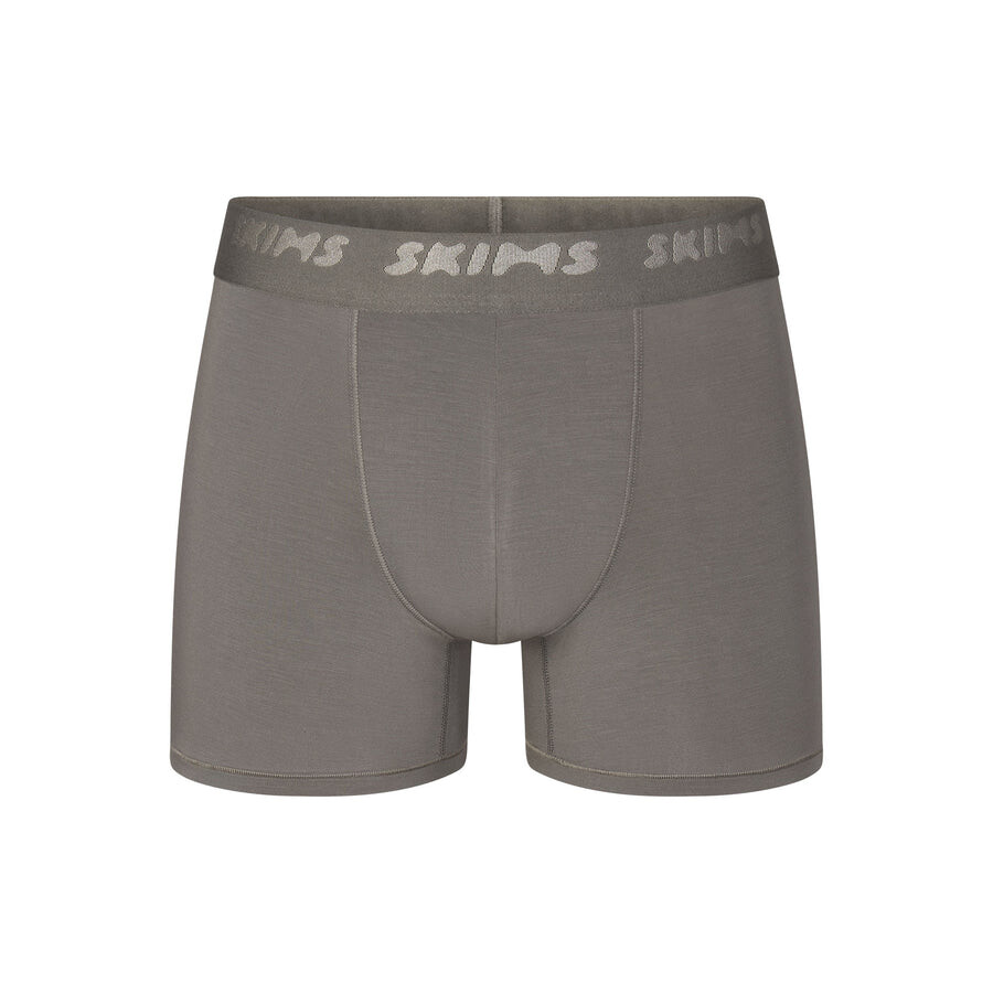 

Мужские трусы-боксеры 3 дюйма SKIMS Skims Stretch, цвет Gunmetal