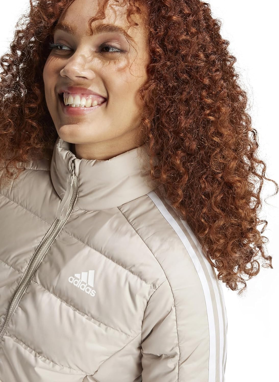 Женская пуховая куртка Adidas Essentials легкая с тремя полосками, бежевый — фото 3
