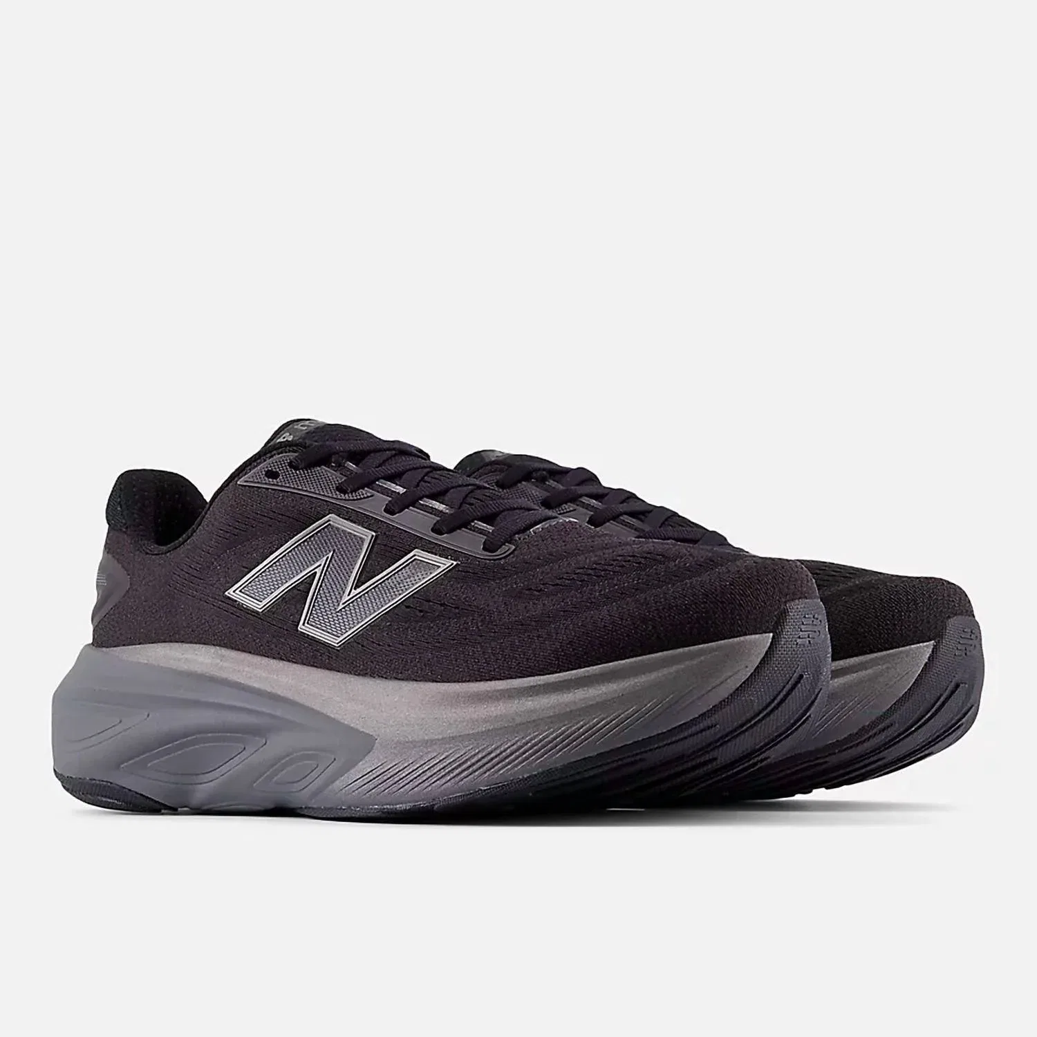 New Balance Мужские беговые кроссовки Fresh Foam X More V6 в черно-сером цвете — фото 2
