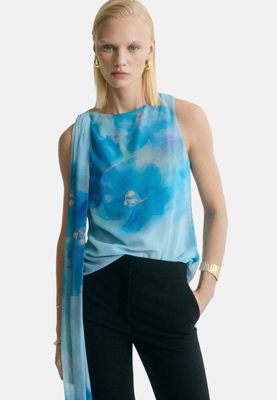 

Блуза FLORAL TIE - Top Mango, темно-синий
