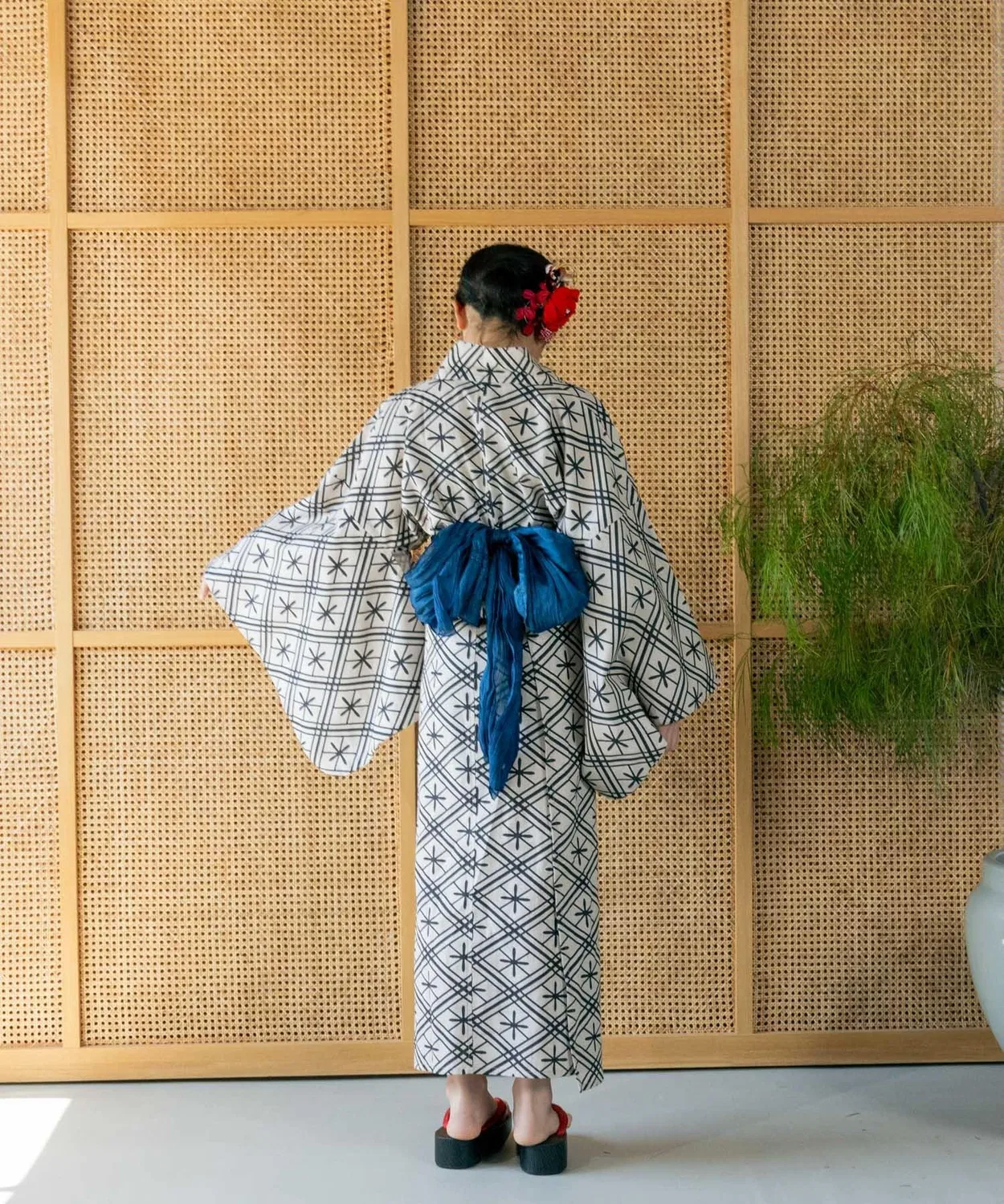 Комплект женского кимоно Yukata Set MOM с брендом ZOZO, цвет бежевый — фото 3