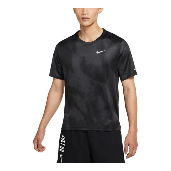 

Футболка men's training quick dry breathable printing round neck short sleeve black t-shirt Nike, черный