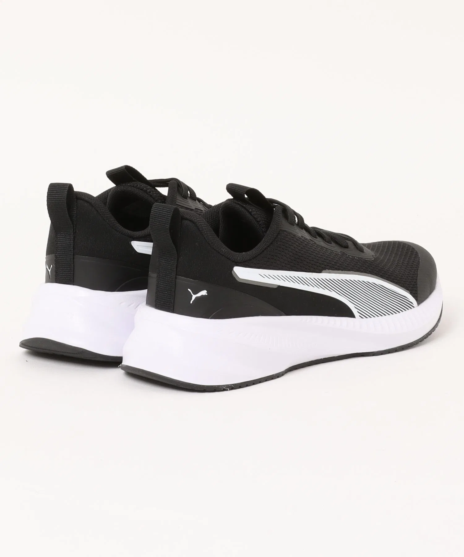 Детские кроссовки PUMA Flyer LITE 3 JR чёрно-белые — фото 2