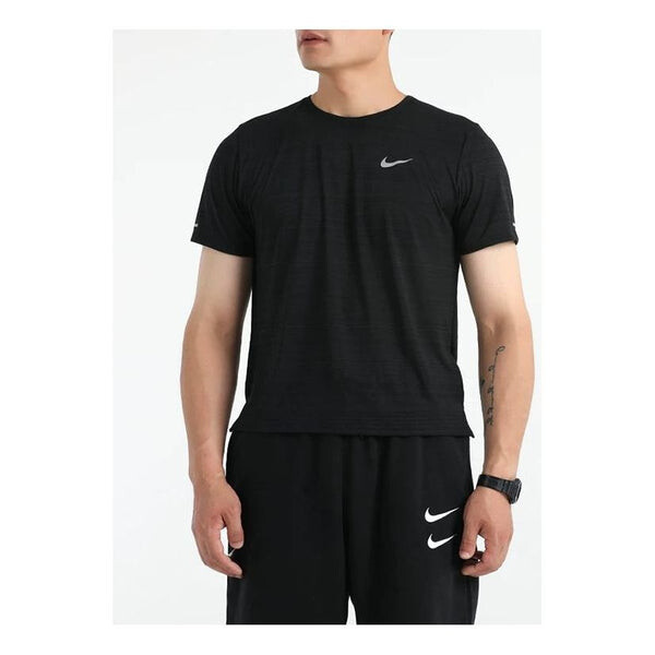 

Футболка мужские Nike, черный