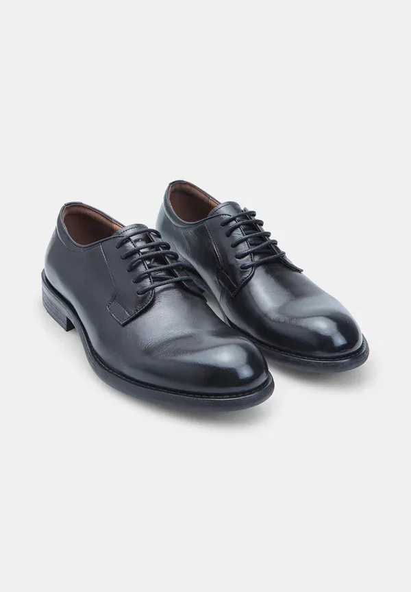 Кроссовки Bata Smart lace ups, черный — фото 2