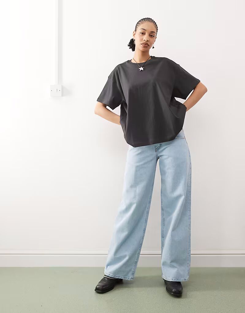 

Футболка свободного кроя oversize на будние дни в цвете «грязно-черный»