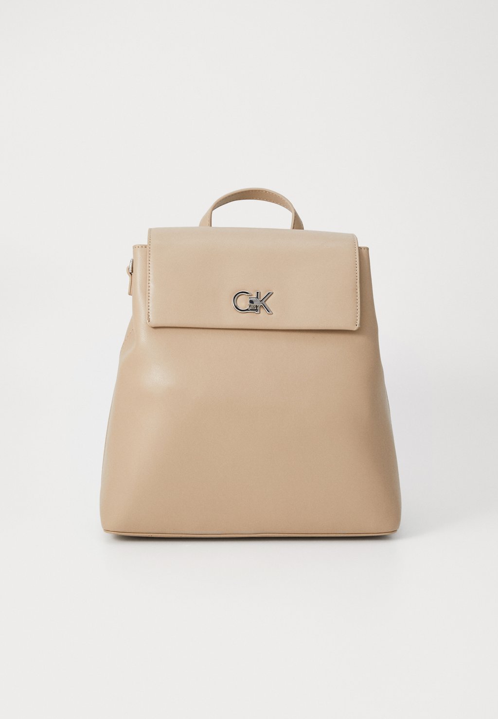 

Рюкзак FLAP BACKPACK WITH CONV STRAP Calvin Klein, песочный