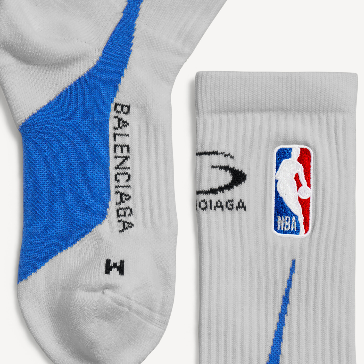 Мужские носки Balenciaga в коллаборации с NBA, цвет грязно-белый — фото 3