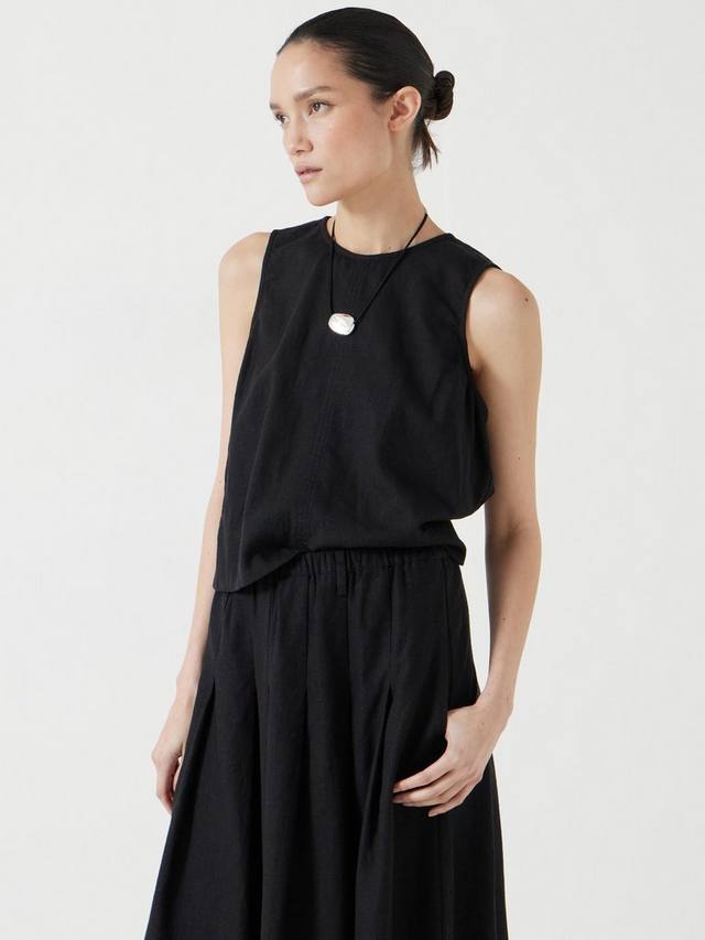 

Топ-шелл Vera из льняной смеси с вискозой LENZING ECOVERO HUSH, Washed Black