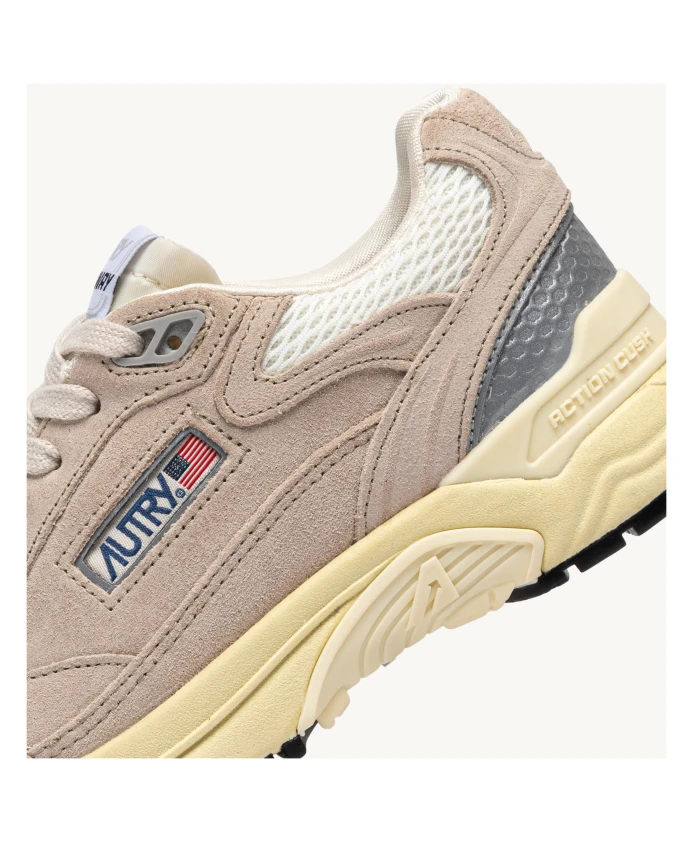 Беговые кроссовки будущего с технологией Action Cushion. Autry, бежевый — фото 2