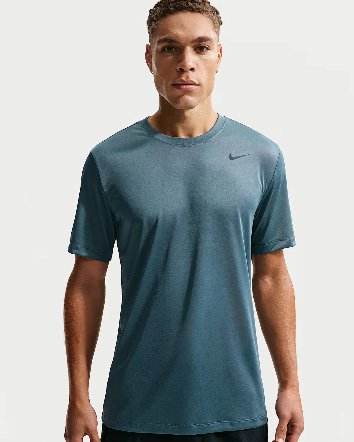 Мужская фитнес-футболка Nike Dri-FIT Legend, Mineral Slate/Black