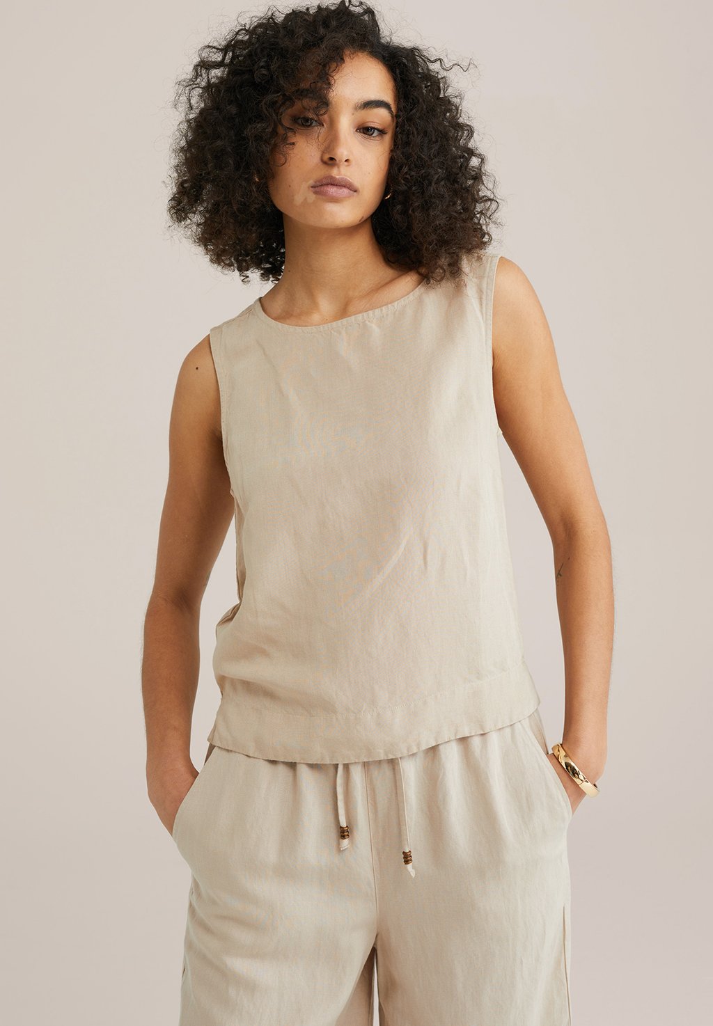 

Топ Blouse WE Fashion, бежевый