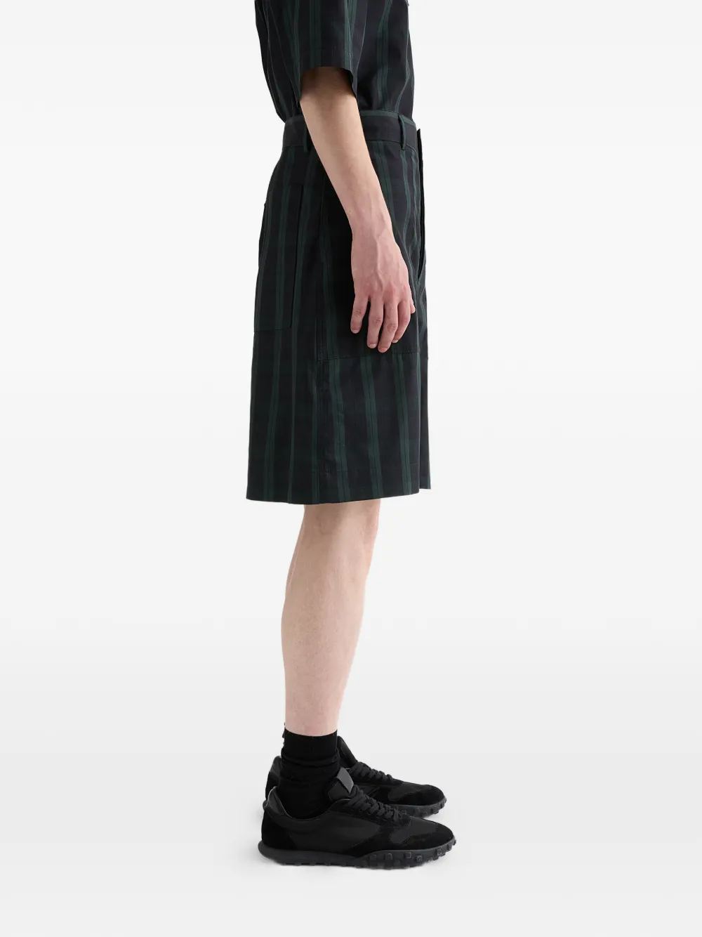 Шорты с принтом в клетку и накладным карманом Jil Sander, черный — фото 3