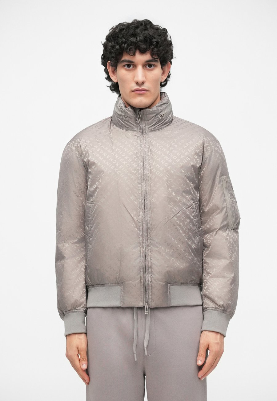 

Куртка Armani Exchange Winter jacket, Driftwood/Blue