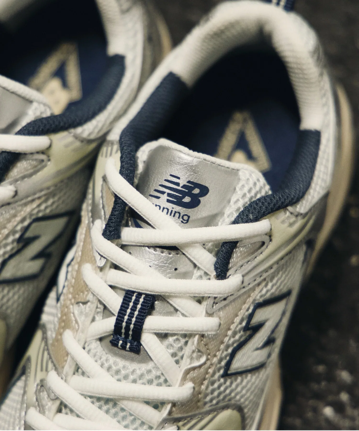 Унисекс кроссовки New Balance MR530 серебристые — фото 4