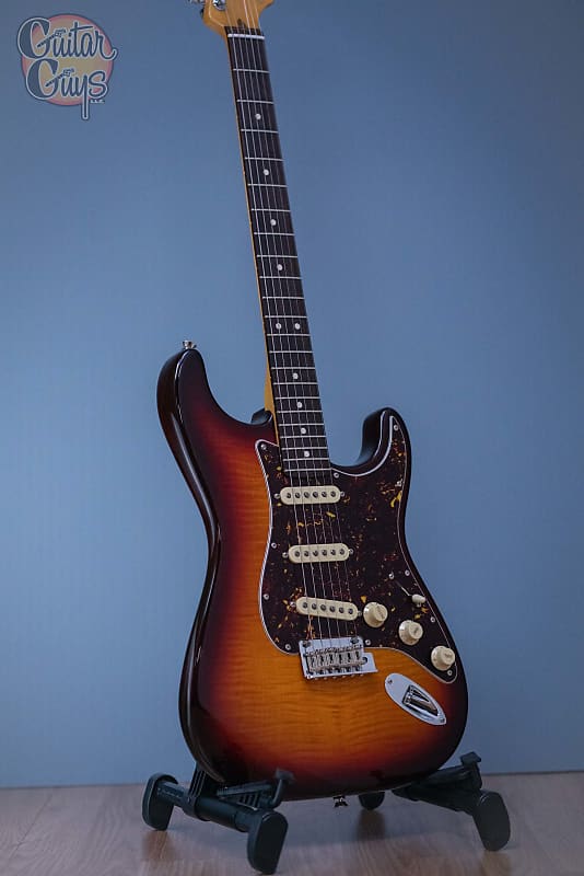 

Электрогитара Fender 70th Anniversary American Professional II Stratocaster