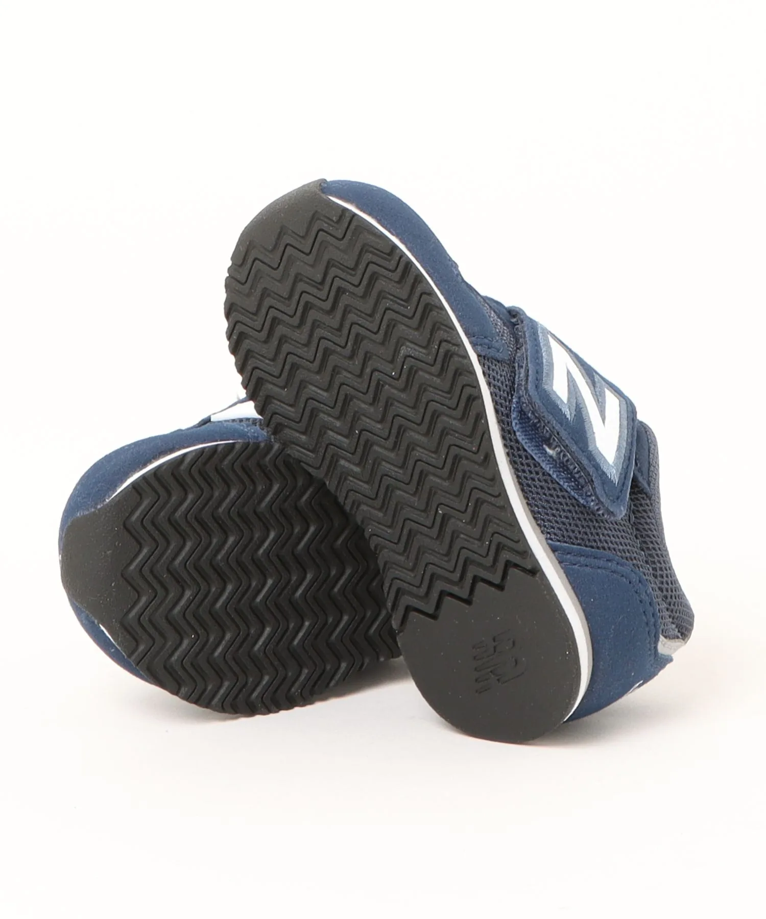 Детские кроссовки на липучках New Balance IV323 серые — фото 3