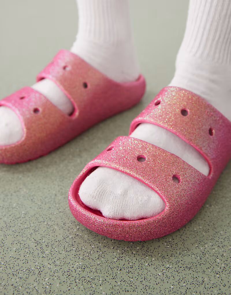 Сандалии Crocs Classic с переливающимися блестками розового цвета — фото 3