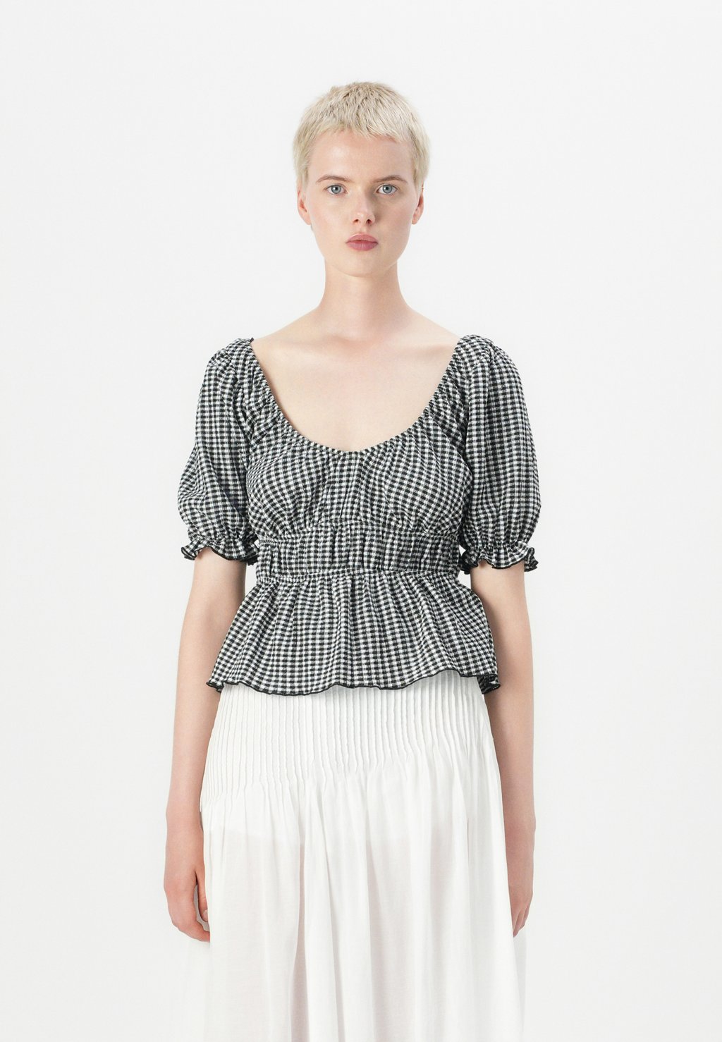 

Блуза PUFF SLEEVE Gina Tricot, черный