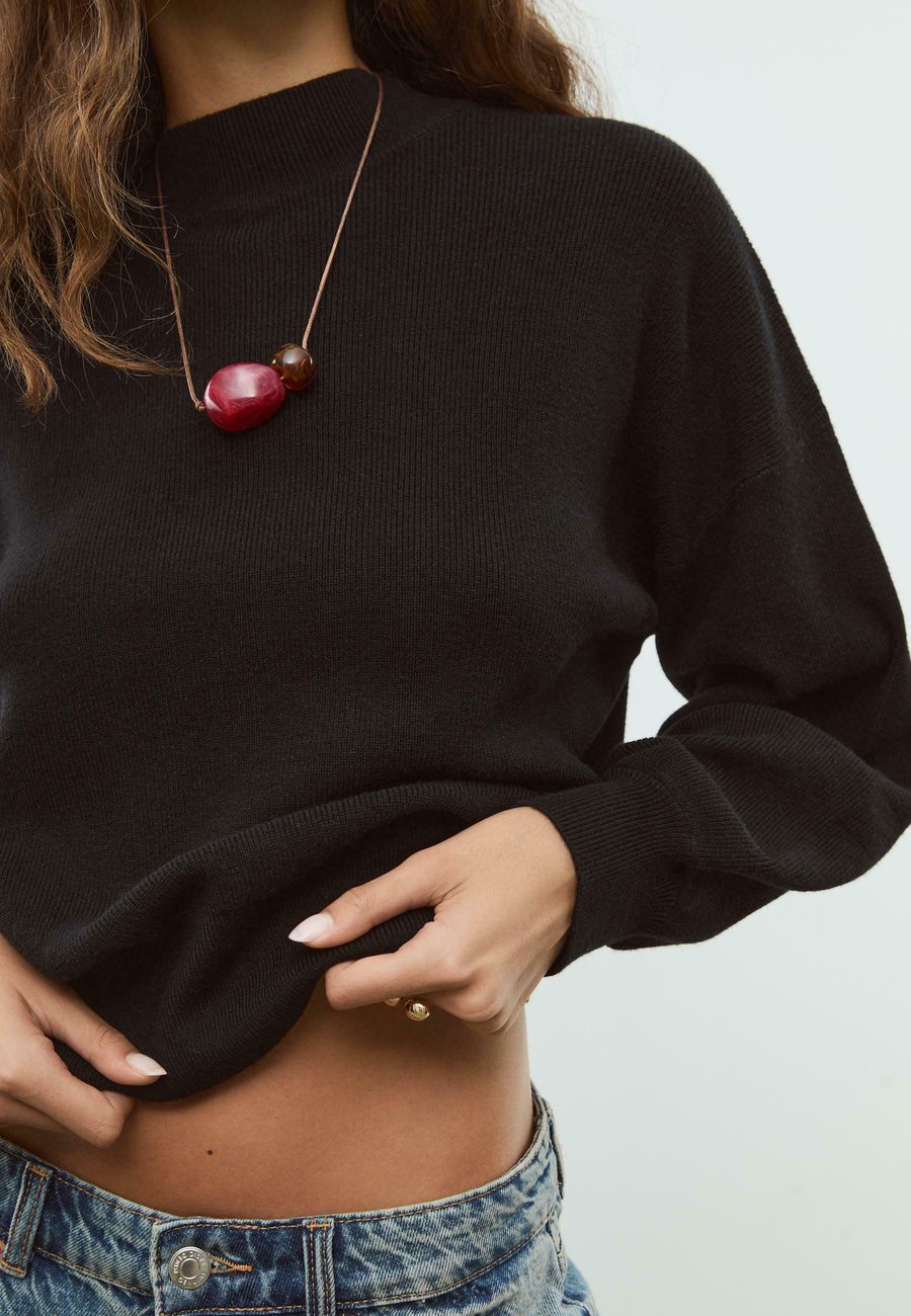 

Джемпер Stradivarius NECK, Black