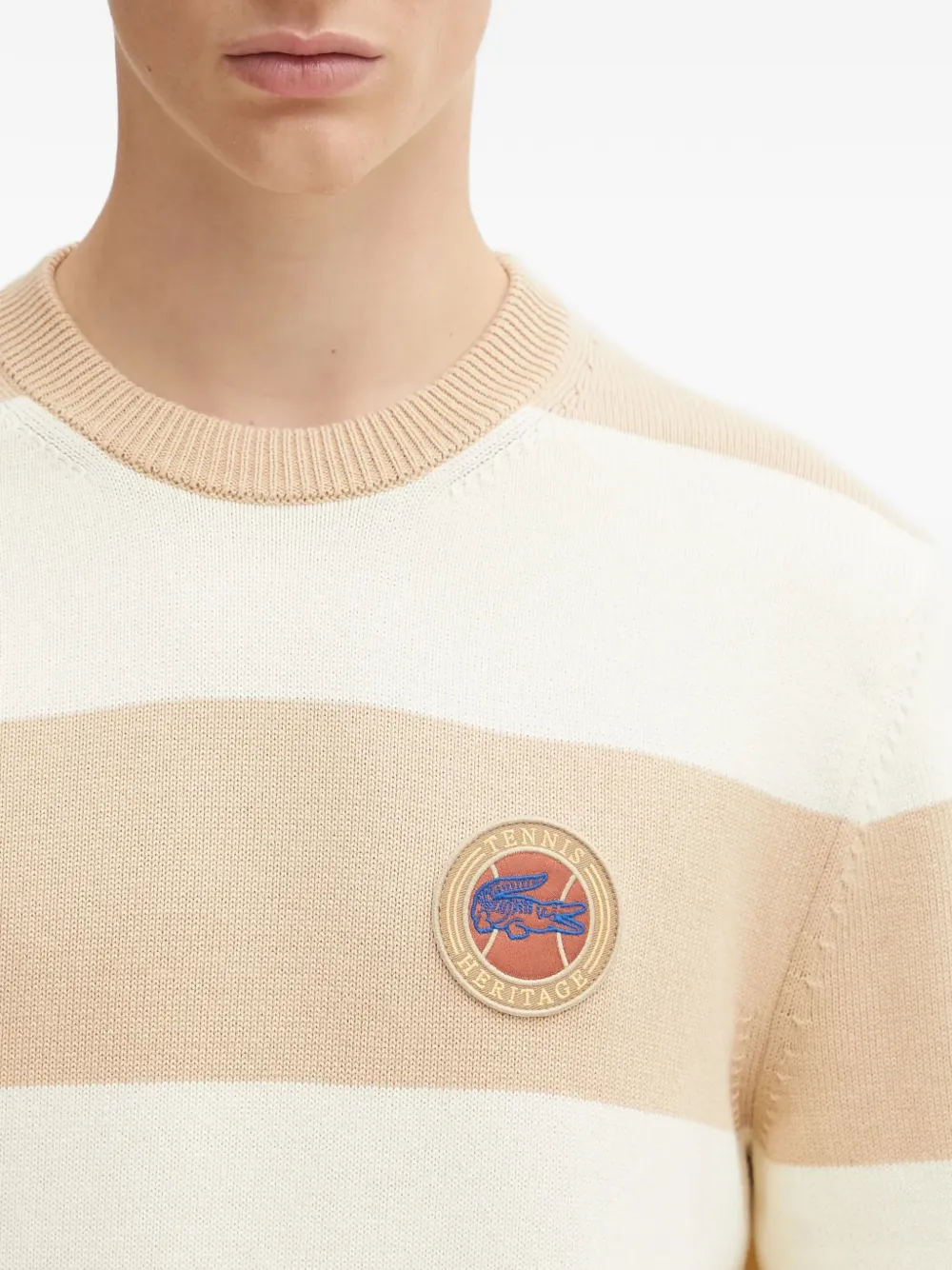 Свитер с нашивкой и полосками Lacoste, бежевый — фото 4