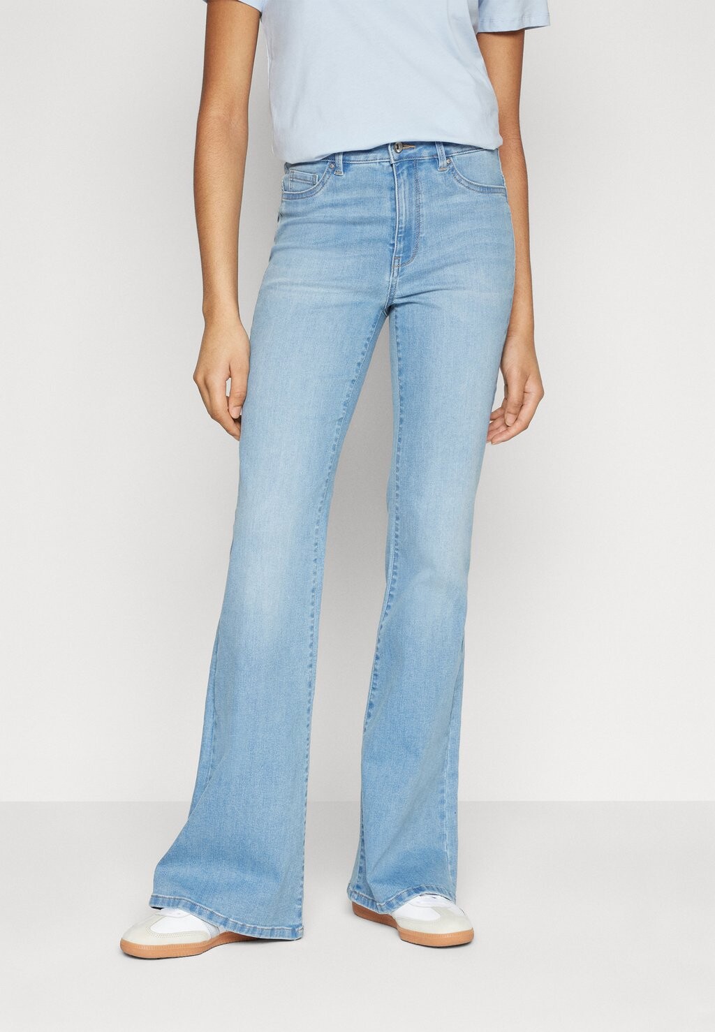 

Джинсы Bootcut Onlrose Retro Flared ONLY, цвет light blue denim