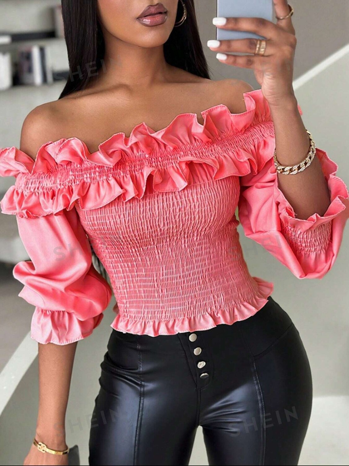 

Блузка Shein Privé с открытыми плечами и оборками, розовый