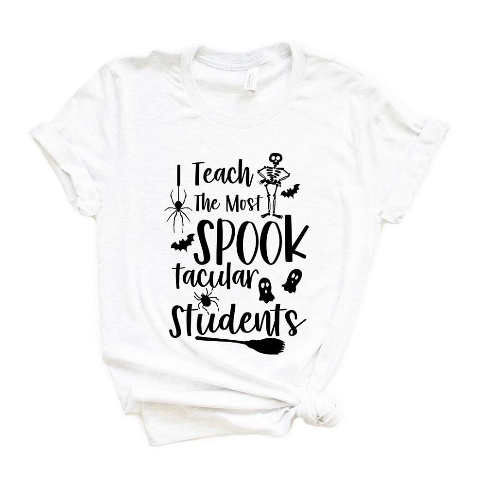 

Футболка с короткими рукавами и графикой I Teach The Most Spooktacular Student Simply Sage Market, белый
