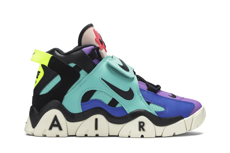 

Кроссовки Nike Atmos x Air Barrage Mid, разноцветный